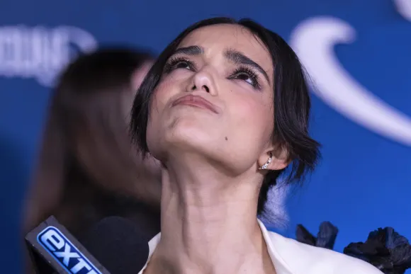 November 11, 2024, New York, New York, USA: Rachel Zegler wearing dress by Harris Reed Couture attends premiere of Netfl