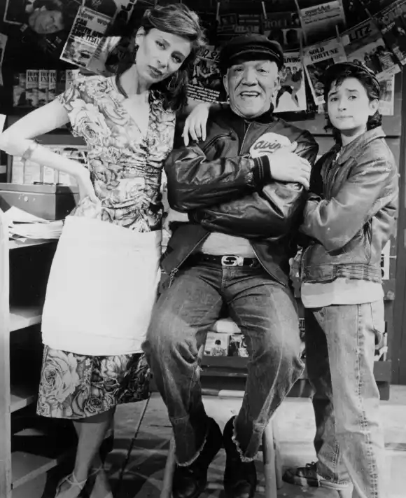 THE REDD FOXX SHOW, from left: Rosanna De Soto, Redd Foxx, Pamela Segall (aka Pamela Adlon), 1986, ? Lorimar/courtesy Ev