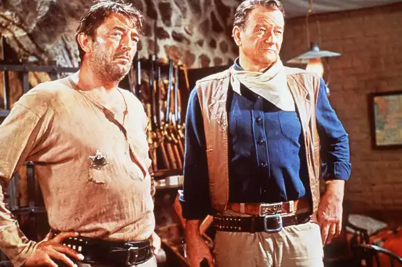 Robert Mitchum and John Wayne in 'El Dorado'
