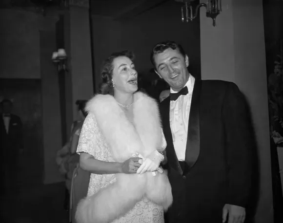 Dorothy Spence and Robert Mitchum
