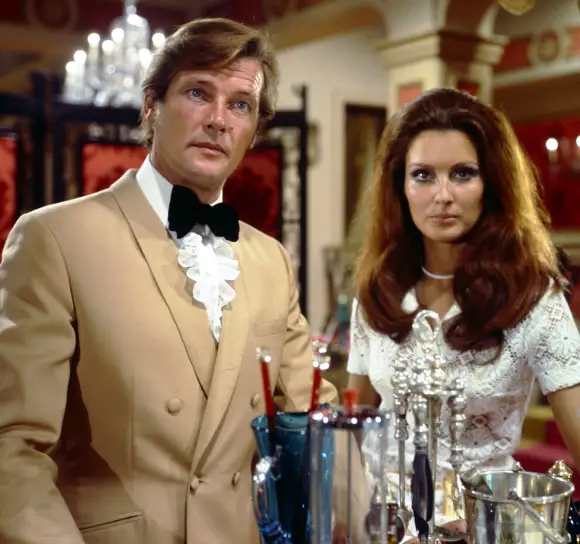 Roger Moore and Catherine Schell in 'The Persuaders!'