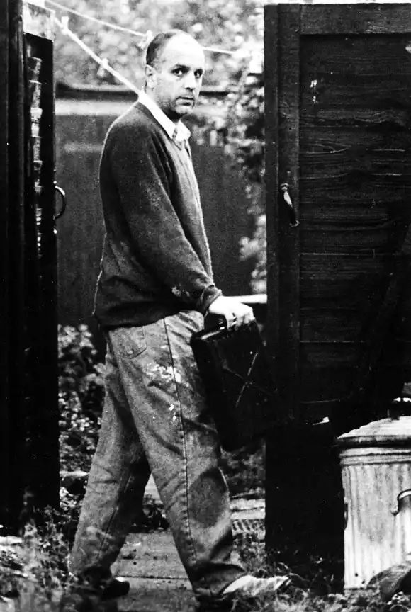 11 de julio de 2006 SYD BARRETT MIEMBRO FUNDADOR DEL GOUP PINK FLOYD FUERA DE SU CASA DE CAMBRIDGE