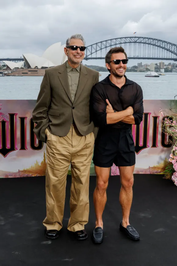 Jeff Goldblum and Jonathan Bailey