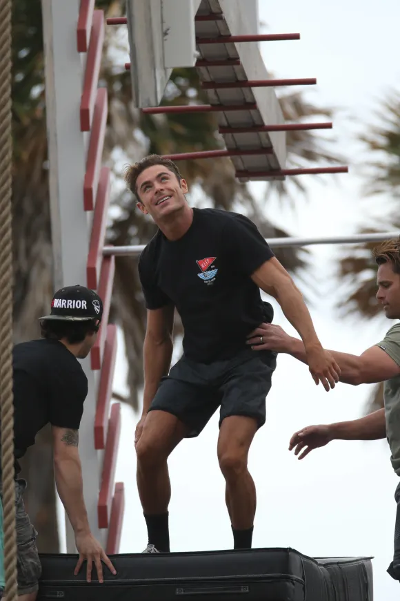 Zac Efron in 'Baywatch'