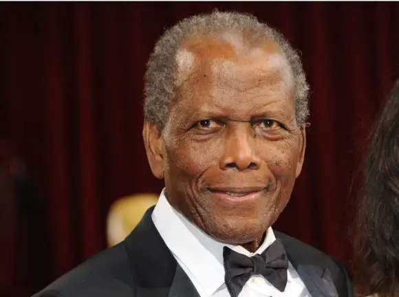 Sidney Poitier est décédé à l'âge de 94 ans cause du décès Bahamas 2022 célébrité