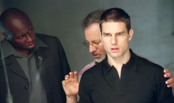 Steven Spielberg with Steve Harris and Tom Cruise in 'Minority Report'