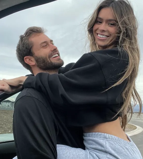 Dakota Mortensen and Taylor Frankie Paul