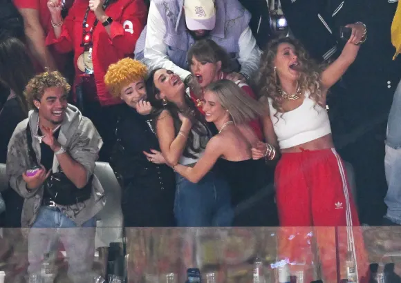 Taylor Swift, Ashley Avignone, Ice Spice and Blake Lively