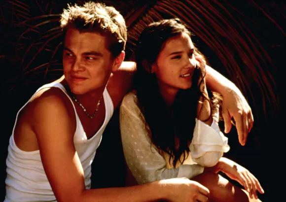 Leonardo DiCaprio, Virginie Ledoyen, *The Beach*