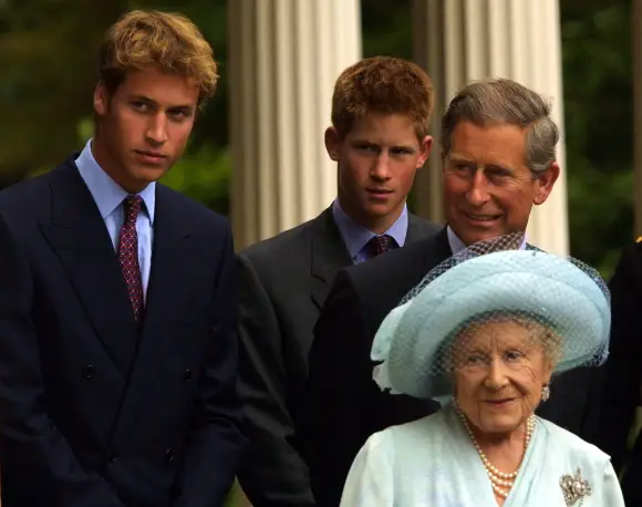 The Queen Mum Gave This Gift To Prince William Before Her Death