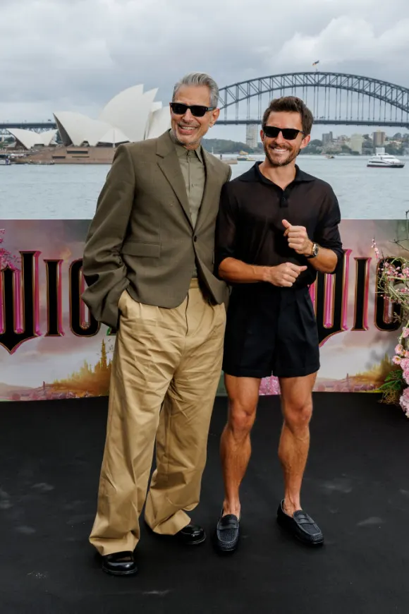 Jeff Goldblum and Jonathan Bailey