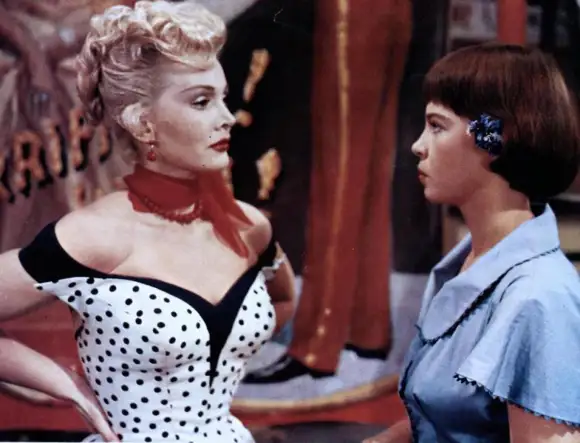 Zsa Zsa Gabor et Leslie Caron dans Lili